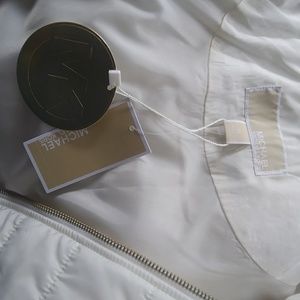 Michael Kors Jackets & Coats - { Michael Kors } NWT white puffer vest Michael Kors Jackets & Coats - { Michael Kors } NWT white puffer vest